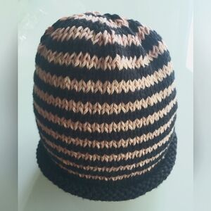 Glow-in-the-dark Striped Handknit Cotton Kids Beanie -Black And Coral